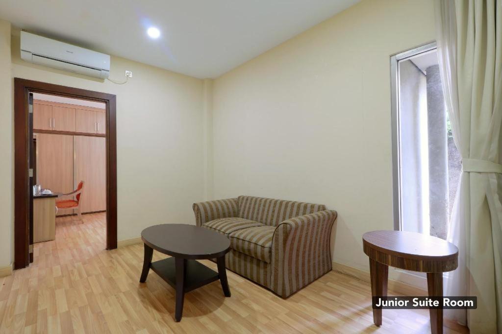 Mutiara Suites Jakarta Ngoại thất bức ảnh